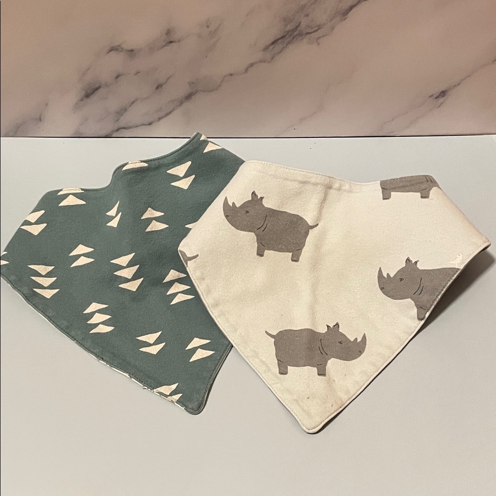 Tea Collection Reversible Baby Bandana Bibs 2 Pack Green & Cream Rhino Print